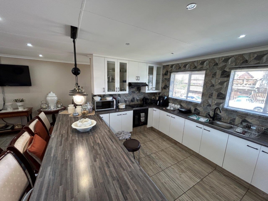 3 Bedroom Property for Sale in Noorsekloof Eastern Cape